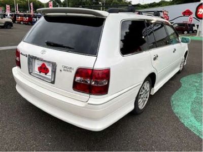 170 Toyota Crown Estate OEM lip kit + OEM roof wing