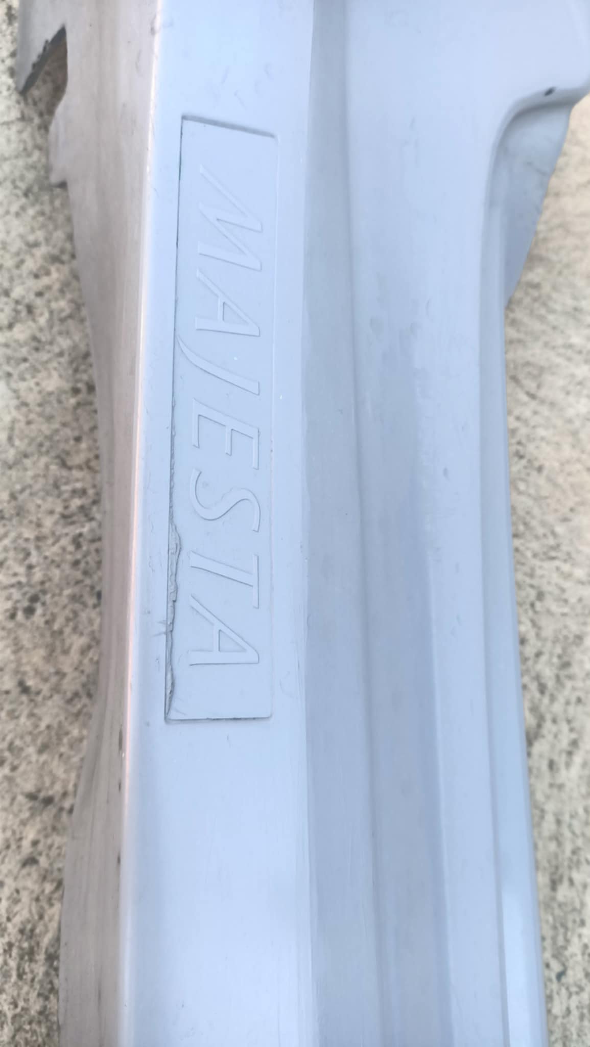 Side Skirts Toyota Crown Majesta 186 Modellista style